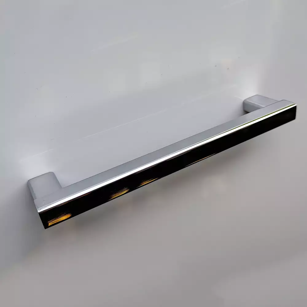 Tunes Cabinet Handle Interior Fittings, Chrome Plate, Size - 224 mm - CH-477