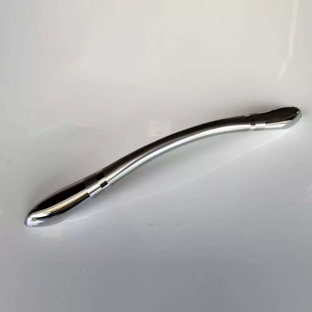 Tunes Cabinet Handle Interior Fittings, Chrome Plate Two Tone, Size - 96 mm - CH-802