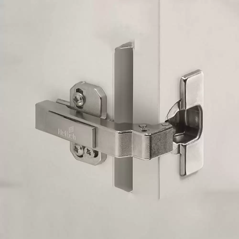 Hettich Intermat 9936 - TH 42 Auto Closing Thick Door Corner Concealed Hinge With Mounting Plate - 95°