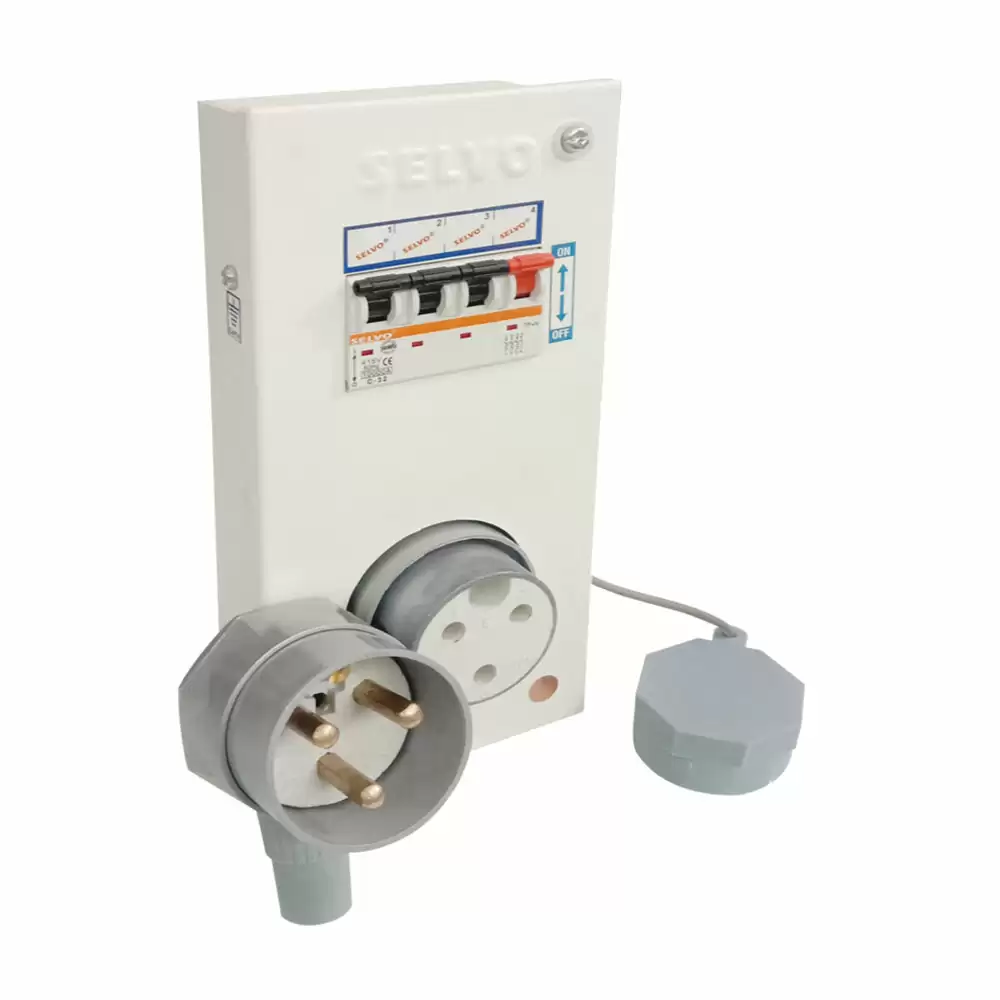 Selvo 30 Amps TPN Distribution Board with Three Pin Metal Clad Industrial Plug and Socket Fitted with 32A MCB- GSELACDM11070