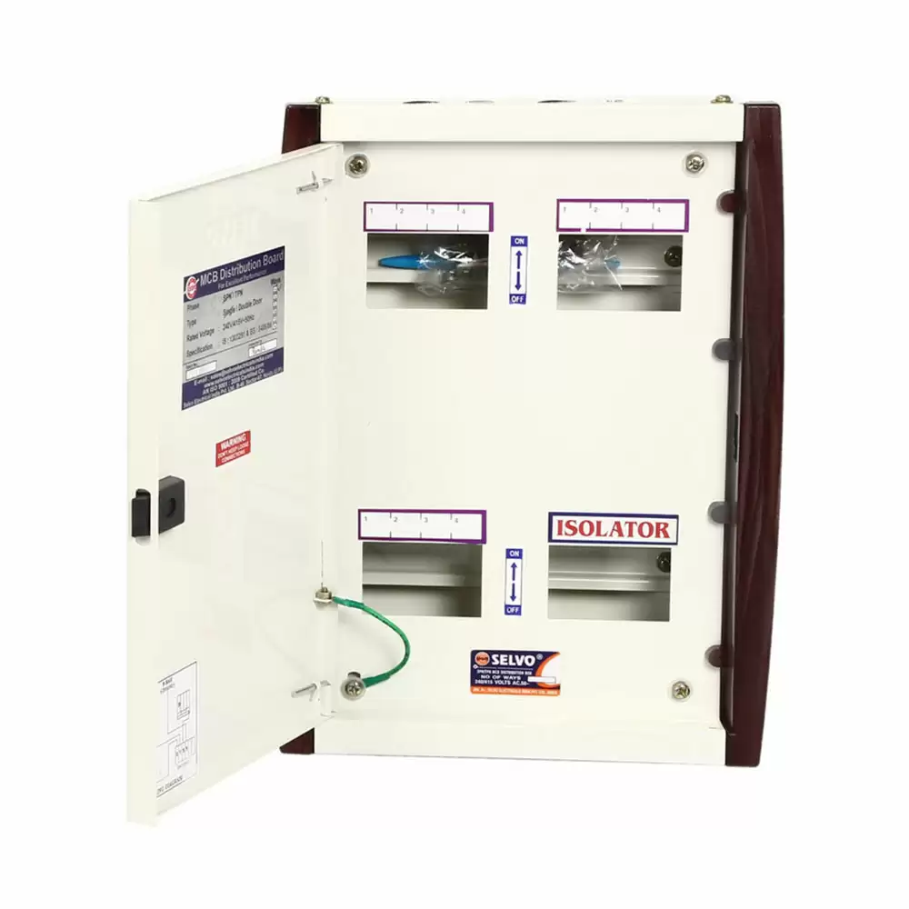 Selvo 4 Way TPN Double Door Distribution Board - GSELTPN11039