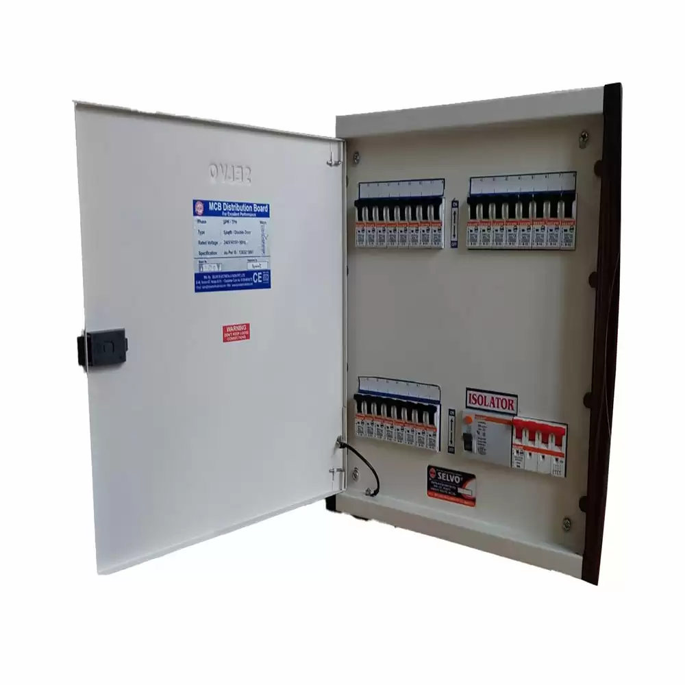 Selvo 8 Way TPN Double Door Distribution Board With Door Earthing- GSELTPN11041