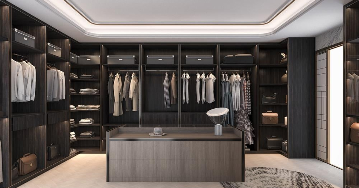 Elegant Walk-In Closets