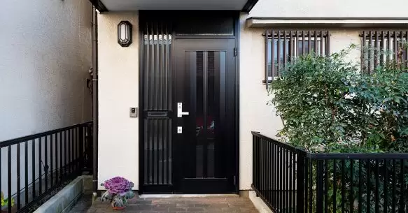 What Is The Aluminium Door Price In India?