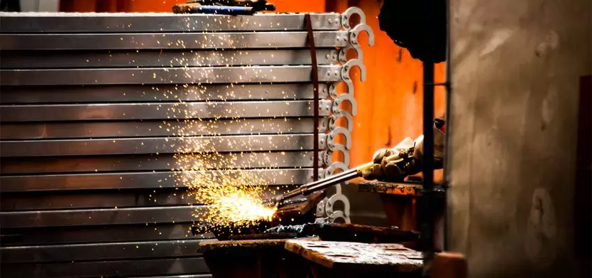 Factors To Consider When Hiring a Metal Fabricator