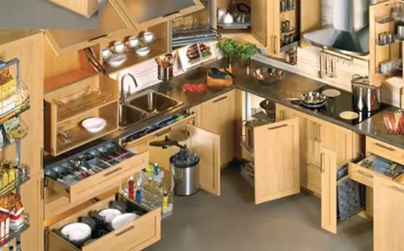 6 Must Have Kitchen Accessories for Your Modular Kitchen