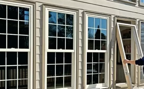 Deciding Whether to Repair or Replace Windows