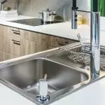 A Guide To Choosing The Right Kitchen Sink For Your Home