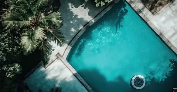 Considering a Pool? A Guide To Choosing The Right Pool Contractor