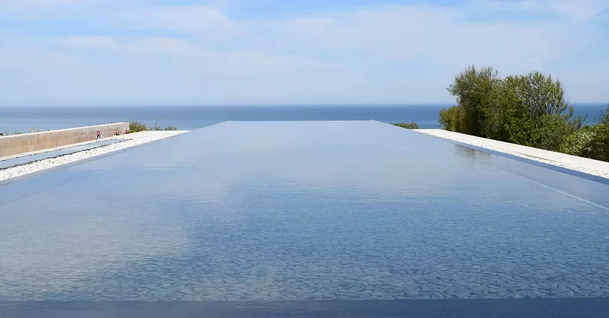 Infinity Swimming Pool