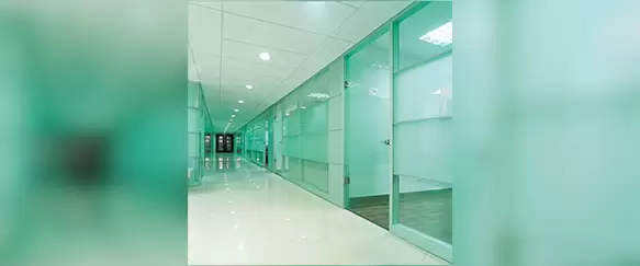 Laminated-Glass-partitions