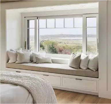 Luxury bay window