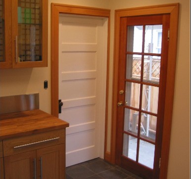 Our Kitchen Door Paint Makeover! - homesweetspena.com