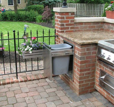 Outdoor Modular Kitchen With Trash