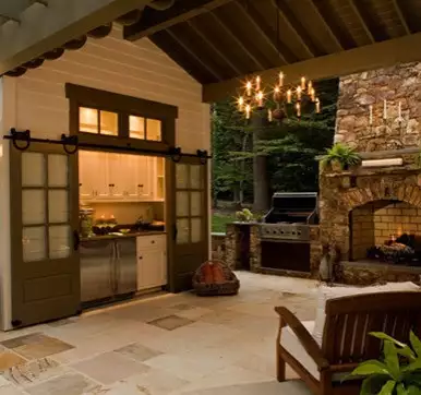 Outdoor Kitchen design with Sheltered Lounge Area