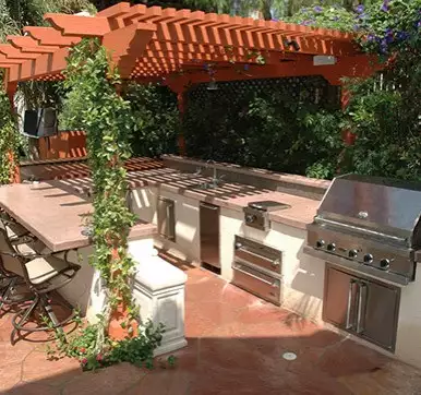 Outdoor Kitchen Design Surrounding With Greenery