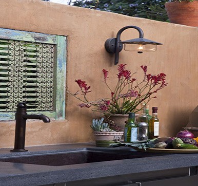 Outdoor Kitchen with Sink