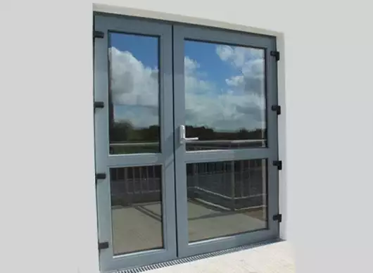 Aluminium Door by Chauhan Steel & Aluminium Fabrication