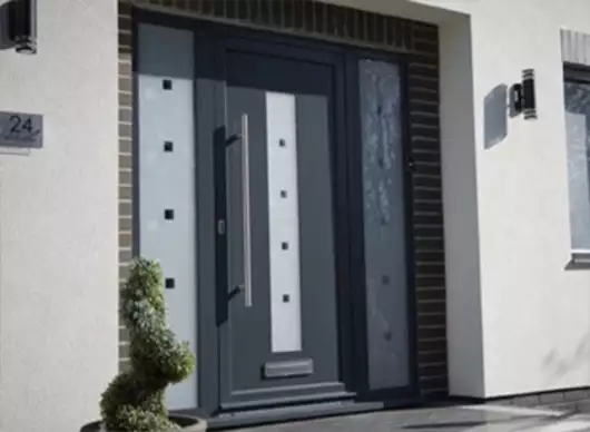 Aluminium Doors by Aluglobe India