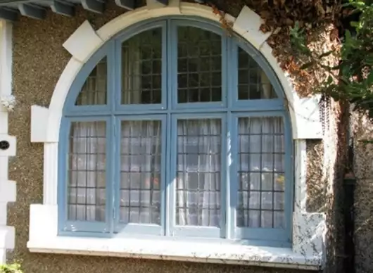 Aluminium Arch Windows by Indian Aluminium